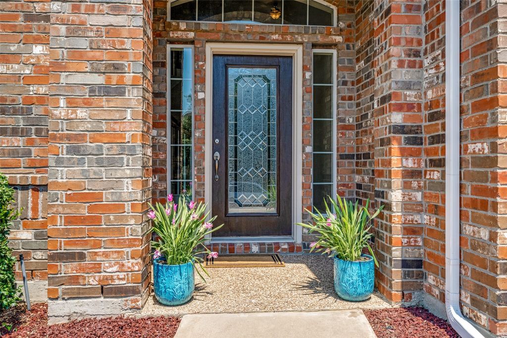 205 THISTLE Ridge, Denton, TX 76210 — photo 5