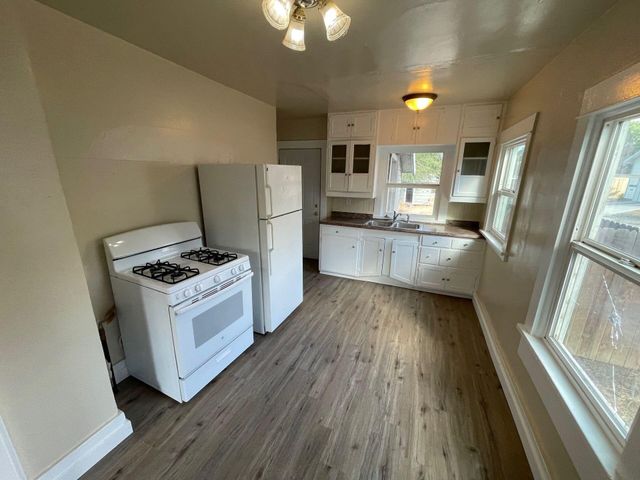 1865 Melrose Street, Klamath Falls, OR 97601