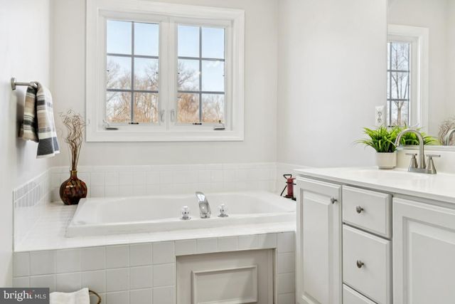 2216 BROMLEY CT, Woodstock, MD 21163