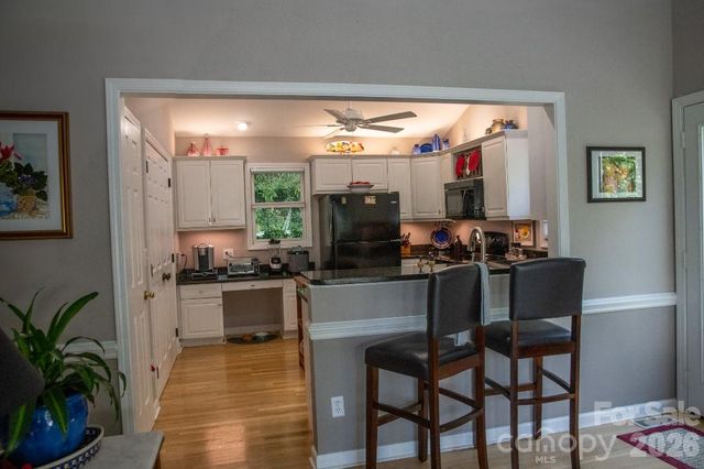 36 Lynx Drive, Black Mountain, NC 28711