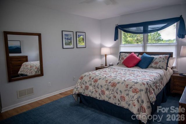 36 Lynx Drive, Black Mountain, NC 28711