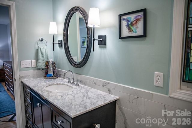 36 Lynx Drive, Black Mountain, NC 28711