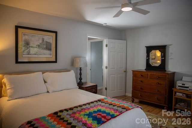 36 Lynx Drive, Black Mountain, NC 28711