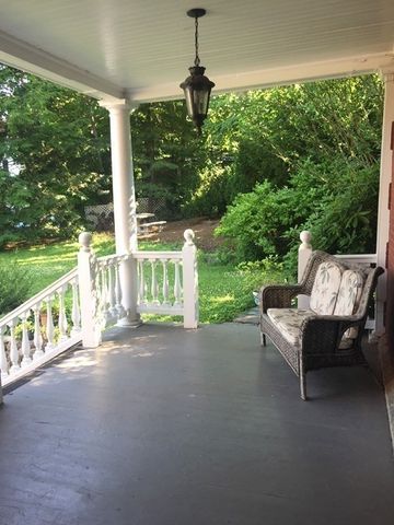 81 Church Street 3, Newton, MA 02458