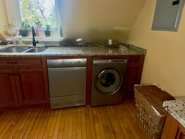 81 Church Street 3, Newton, MA 02458