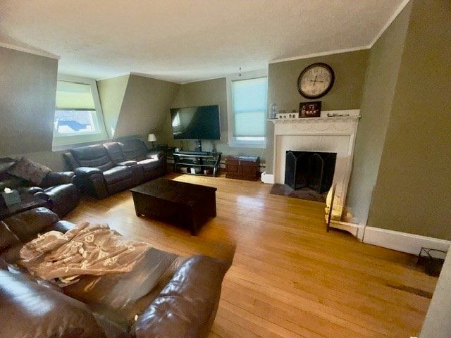 81 Church Street 3, Newton, MA 02458