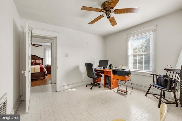 31 OLD STATE RD, Berwyn, PA 19312