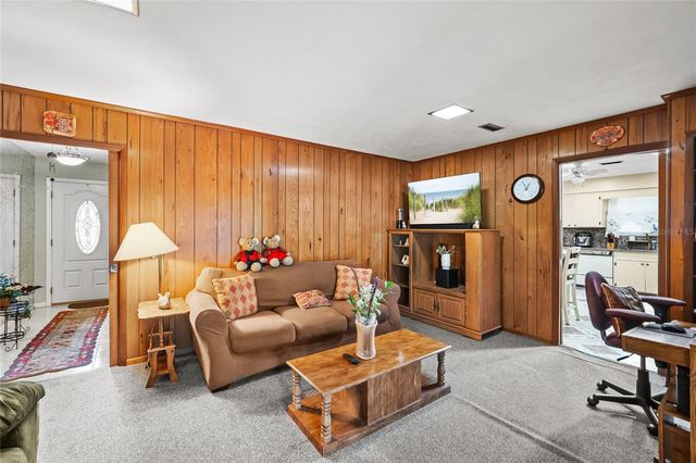 8557 VERMANTH ROAD, Jacksonville, FL 32211