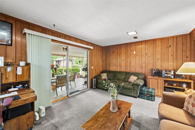 8557 VERMANTH ROAD, Jacksonville, FL 32211