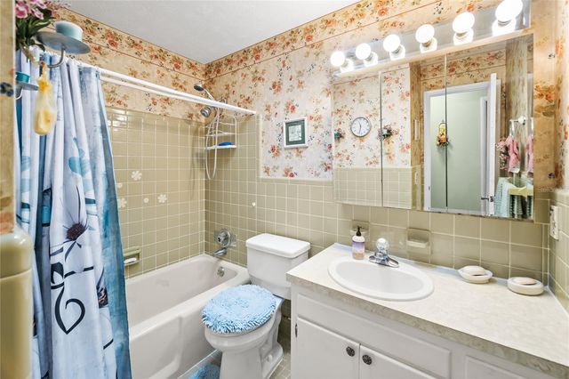 8557 VERMANTH ROAD, Jacksonville, FL 32211