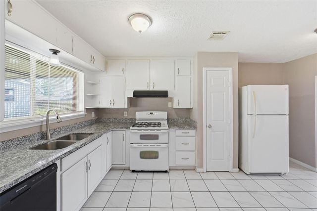 10507 Seaford Drive, Houston, TX 77089