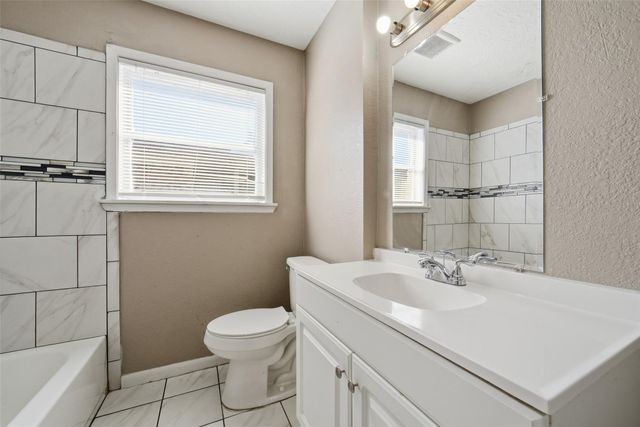 10507 Seaford Drive, Houston, TX 77089