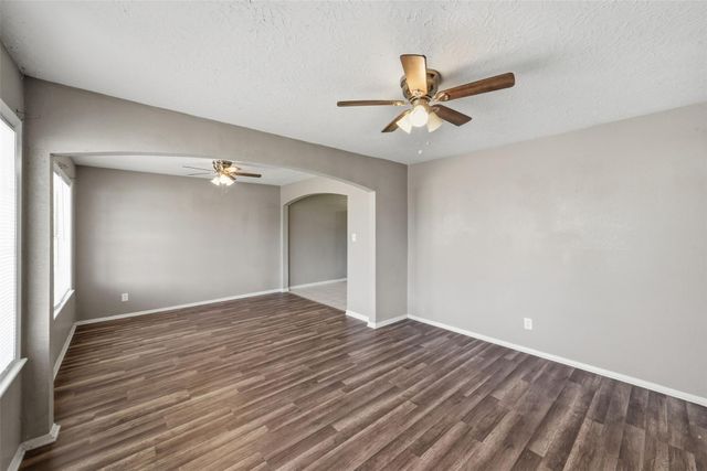 10507 Seaford Drive, Houston, TX 77089