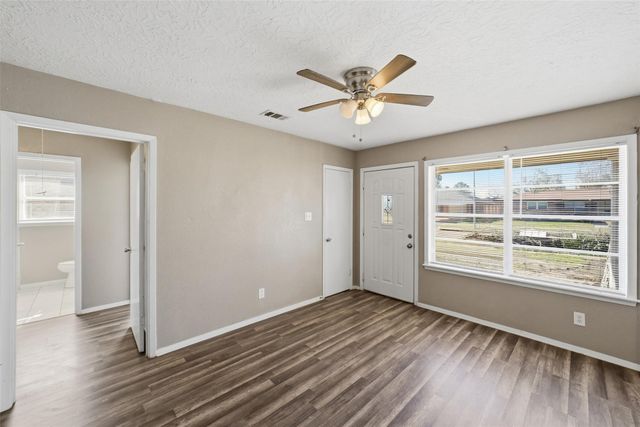 10507 Seaford Drive, Houston, TX 77089