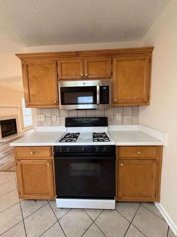 414 Saddle Shoal Trail, Lawrenceville, GA 30046