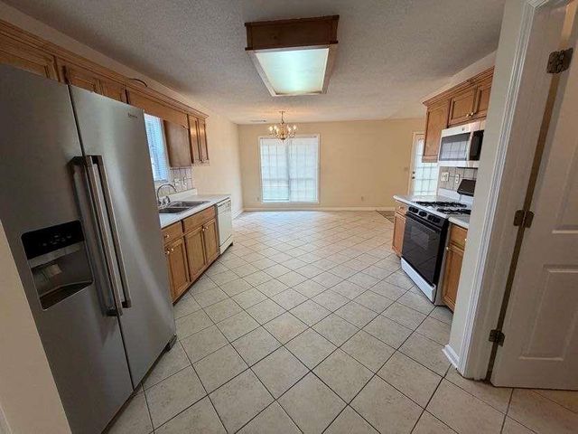 414 Saddle Shoal Trail, Lawrenceville, GA 30046