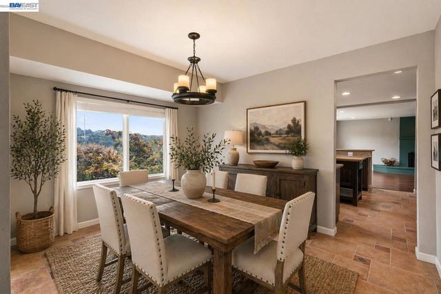 8019 Sterling Dr., Oakland, CA 94605