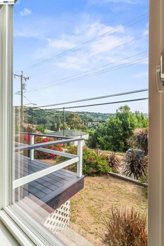 8019 Sterling Dr., Oakland, CA 94605