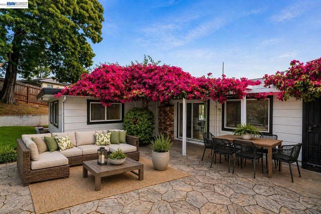 8019 Sterling Dr., Oakland, CA 94605
