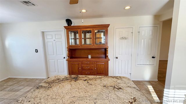 8195 Hwy 82 A, Tahlequah, OK 74464