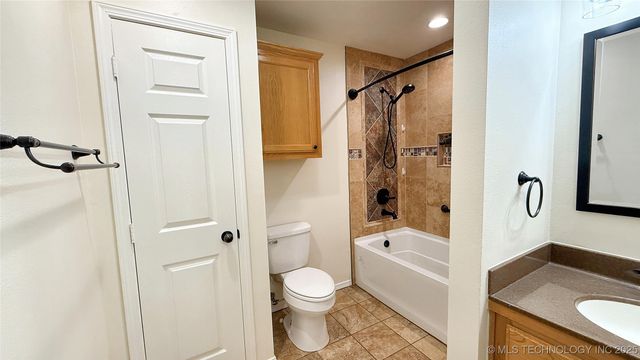 8195 Hwy 82 A, Tahlequah, OK 74464