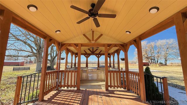 8195 Hwy 82 A, Tahlequah, OK 74464