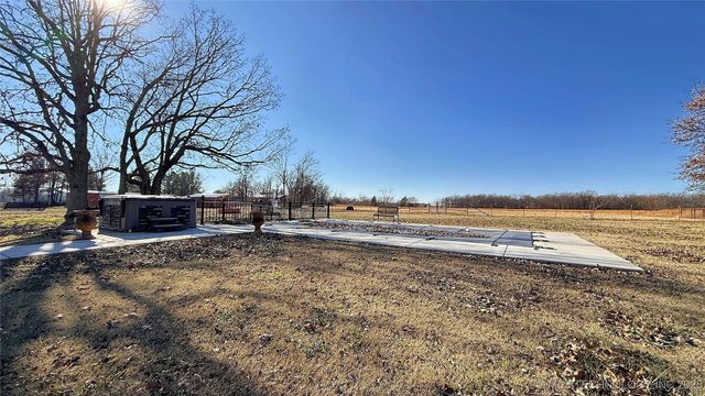 8195 Hwy 82 A, Tahlequah, OK 74464