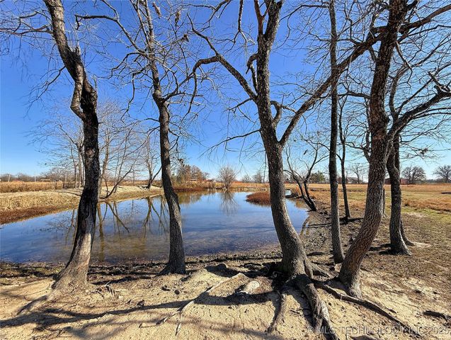 8195 Hwy 82 A, Tahlequah, OK 74464