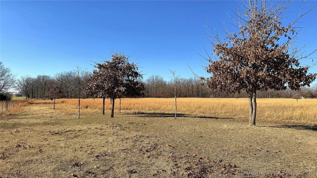 8195 Hwy 82 A, Tahlequah, OK 74464