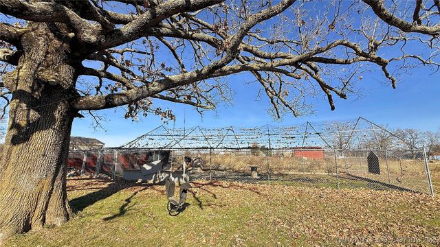 8195 Hwy 82 A, Tahlequah, OK 74464