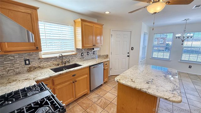 8195 Hwy 82 A, Tahlequah, OK 74464