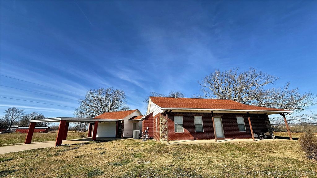 8195 Hwy 82 A, Tahlequah, OK 74464
