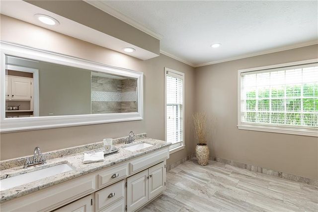12701 Granada Road, Leawood, KS 66209