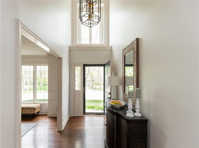 12701 Granada Road, Leawood, KS 66209