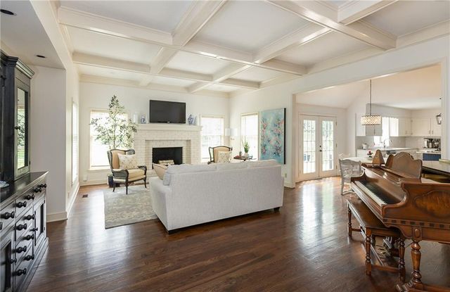 12701 Granada Road, Leawood, KS 66209