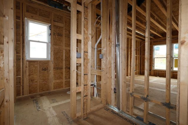 538 Creekside Loop S, Pataskala, OH 43062