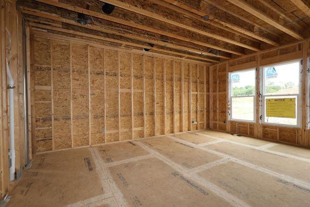 538 Creekside Loop S, Pataskala, OH 43062
