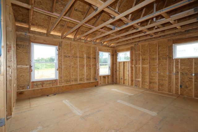 538 Creekside Loop S, Pataskala, OH 43062