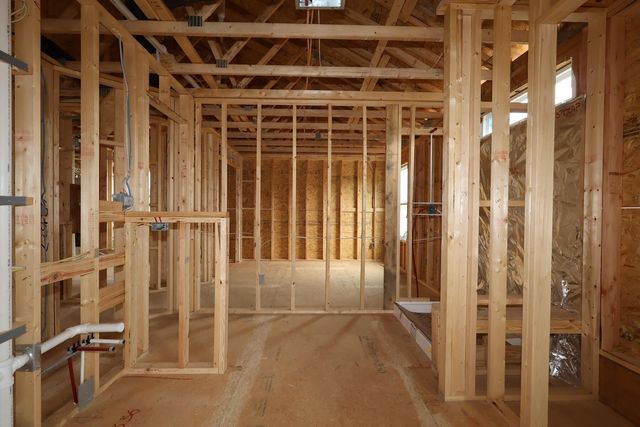 538 Creekside Loop S, Pataskala, OH 43062