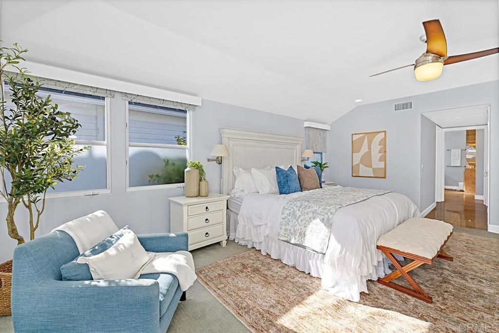 Image 21 of property listing at 1725 Monterey Avenue, Coronado, CA 92118