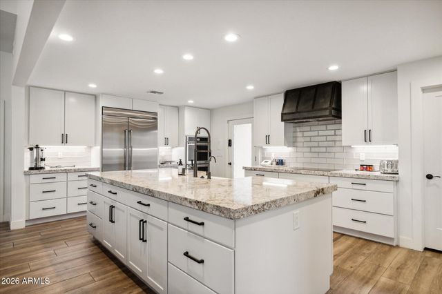 6812 E PRESIDIO Road, Scottsdale, AZ 85254