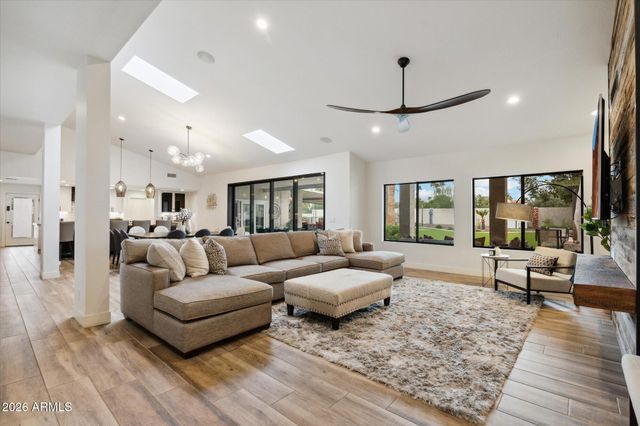 6812 E PRESIDIO Road, Scottsdale, AZ 85254