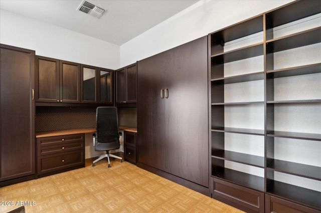 6812 E PRESIDIO Road, Scottsdale, AZ 85254