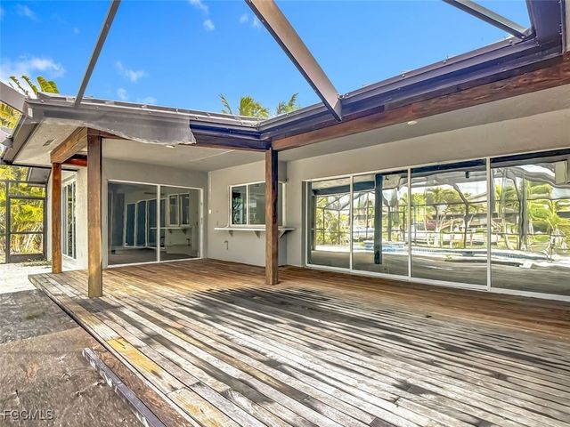 888 Limpet DR, Sanibel, FL 33957