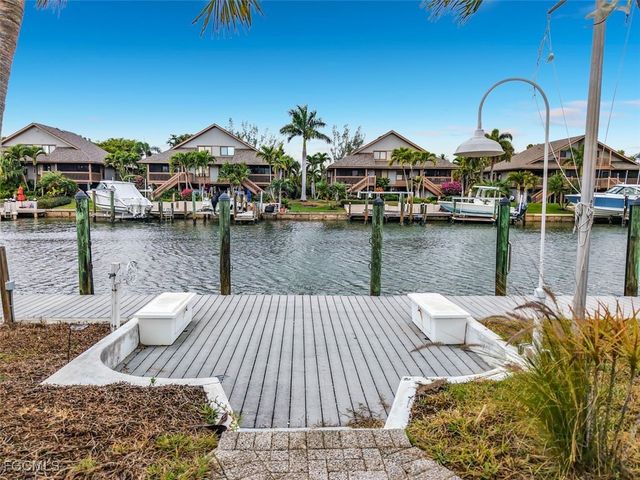 888 Limpet DR, Sanibel, FL 33957