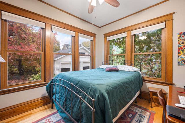 1915 Fremont Avenue S, Minneapolis, MN 55403