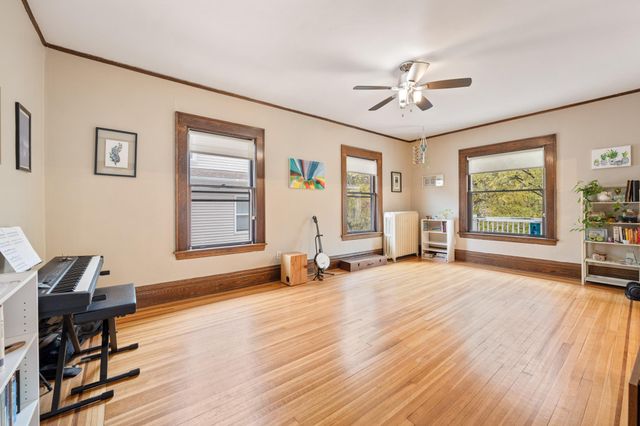 1915 Fremont Avenue S, Minneapolis, MN 55403