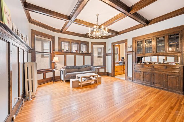 1915 Fremont Avenue S, Minneapolis, MN 55403