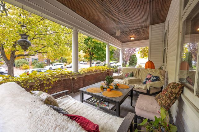 1915 Fremont Avenue S, Minneapolis, MN 55403