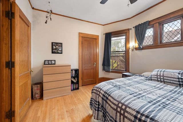 1915 Fremont Avenue S, Minneapolis, MN 55403